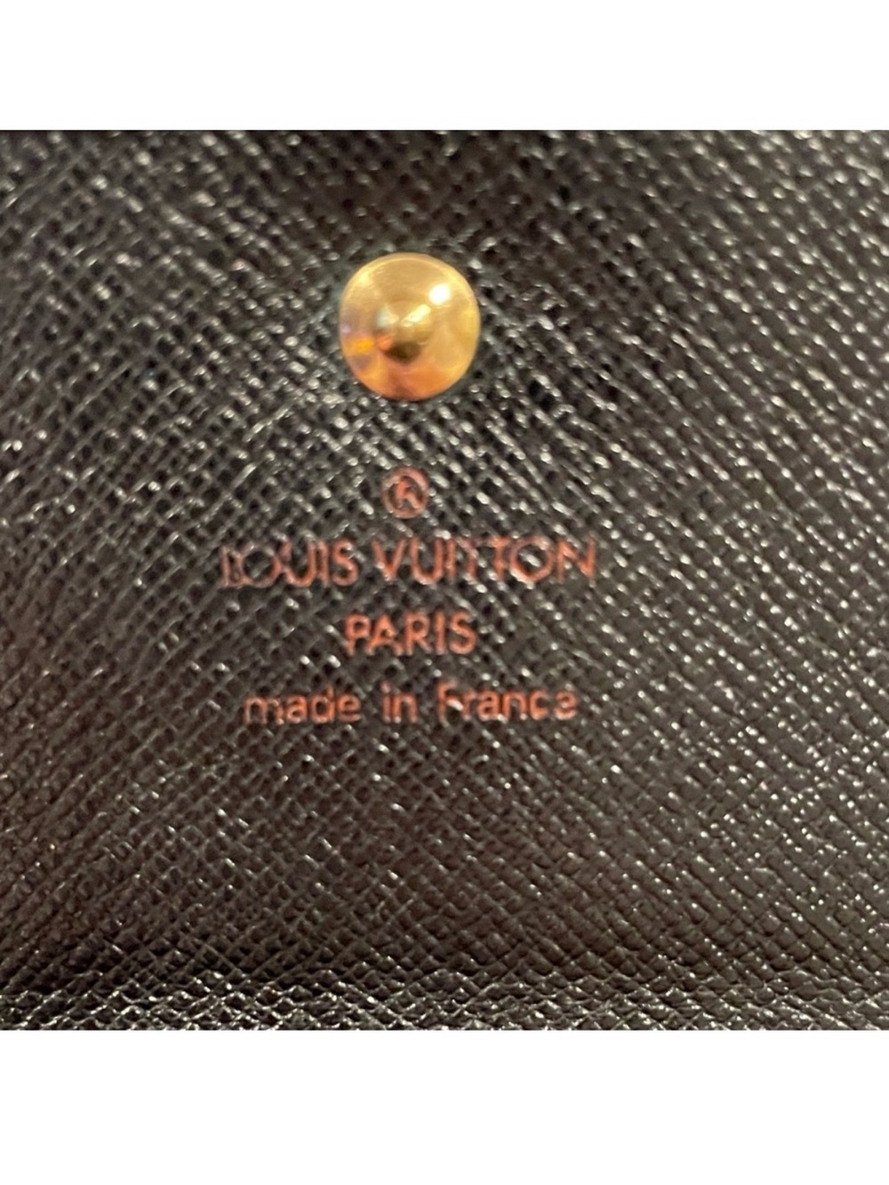 Louis Vuitton Men’s Black Epi Leather Wallet • Classic LV Bifold • Card Holder - Picture 6 of 12